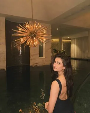 Palak Tiwari content