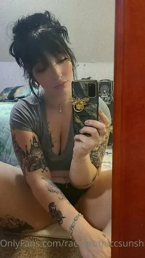 raeofgothiccsunshine content