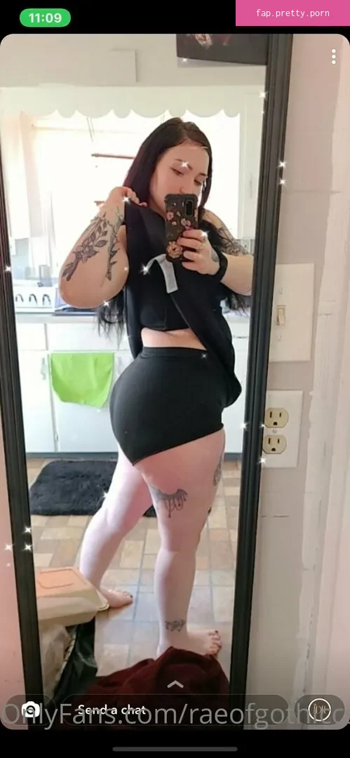 raeofgothiccsunshine - Photo #20