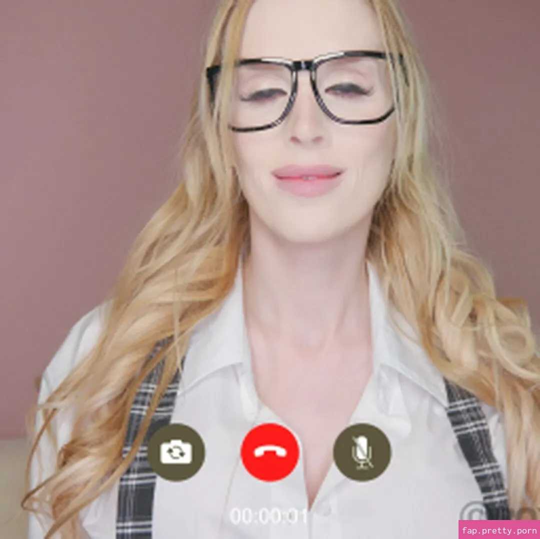 Roxy Cox - Photo #47