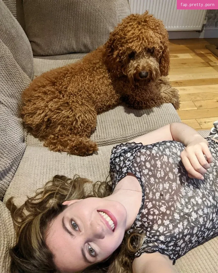 React GirlsYT - Photo #12