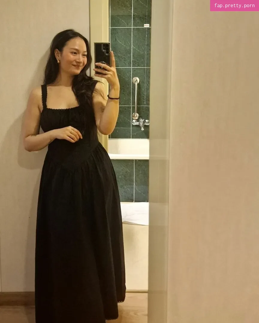 React GirlsYT - Photo #29