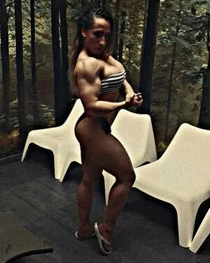 Reni Gendur content