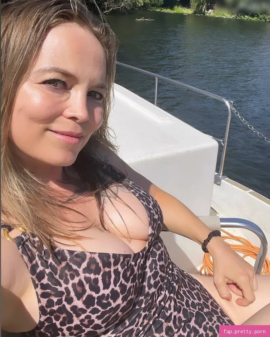 Regina Halmich #8