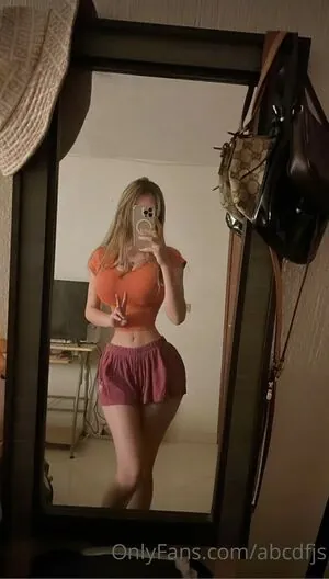 Renata Montano content