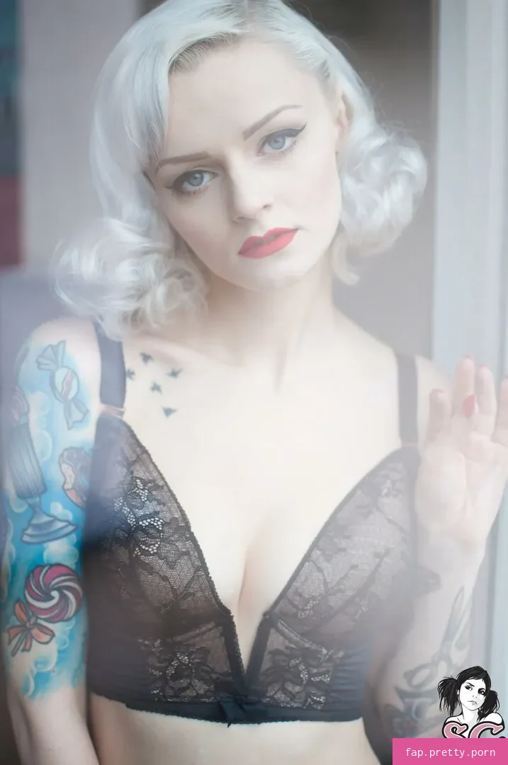 Rockagirl - Photo #23