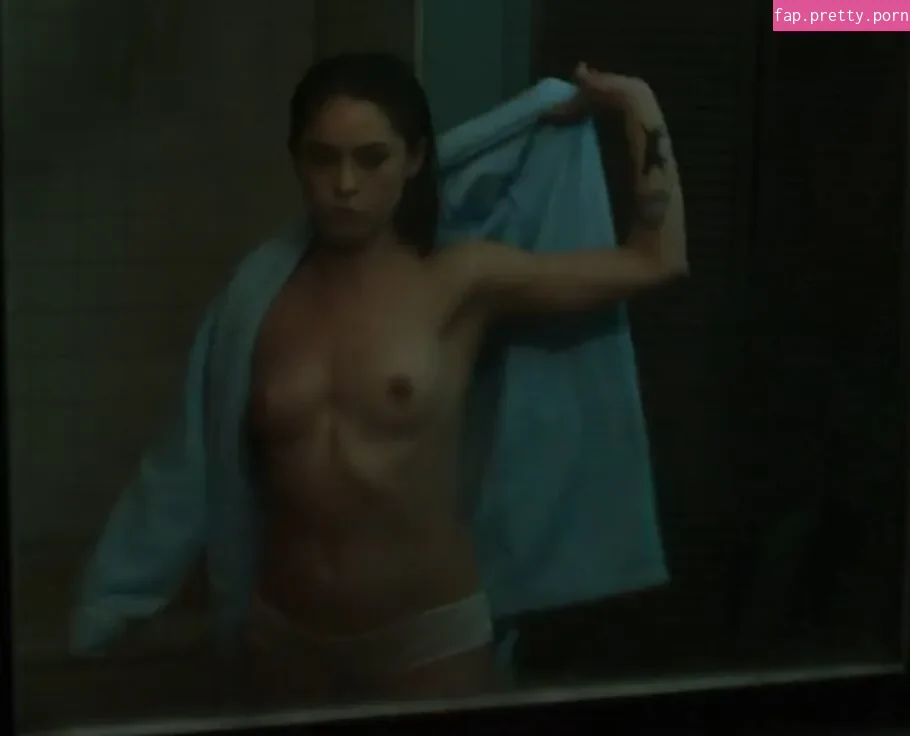 Rosa Salazar - Photo #07