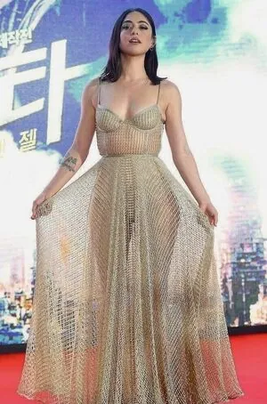 Rosa Salazar content