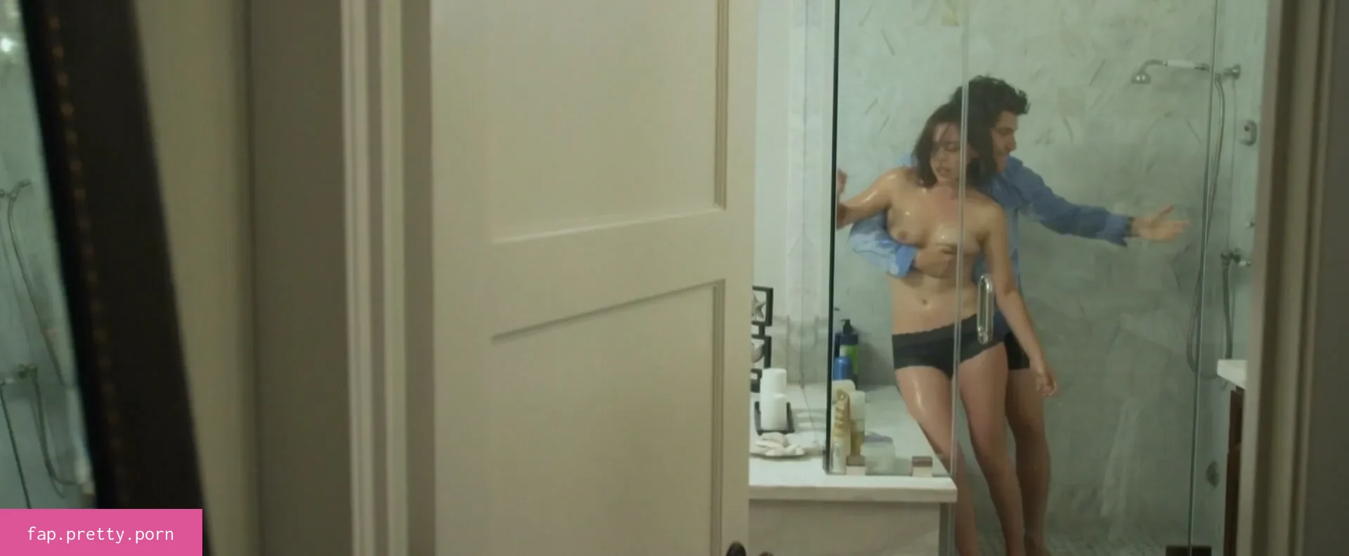 Rosa Salazar - Photo #23