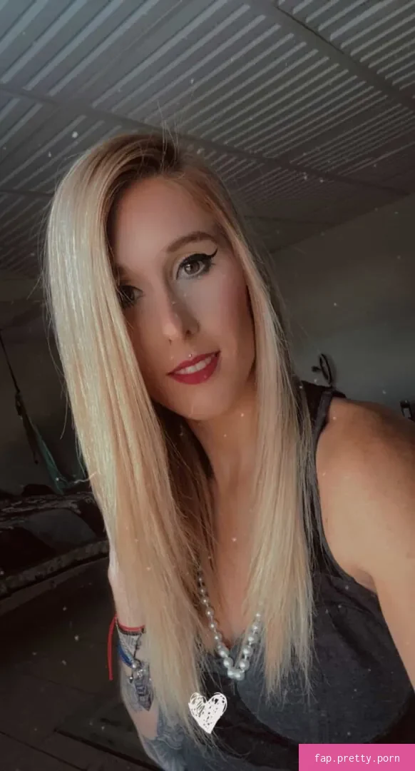 Ruby Starling - Photo #15