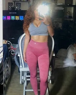 Rocio Vega content