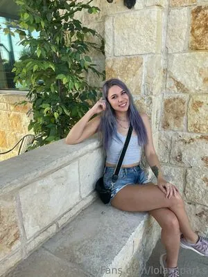 ridewithlola.x content