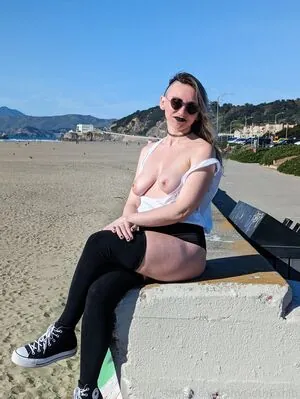 ShyGothExhib content