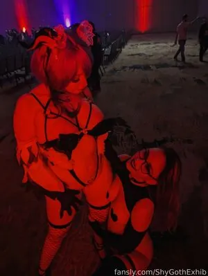 ShyGothExhib content