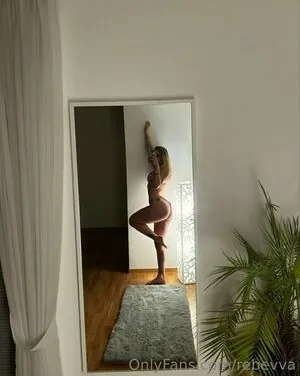 StormRebecca content