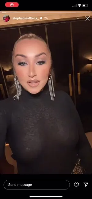 Stephanie Affleck content