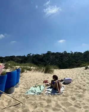 Sofia Barbosa content