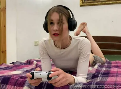 sandy_cheek_s content