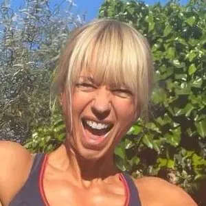 Sara Cox