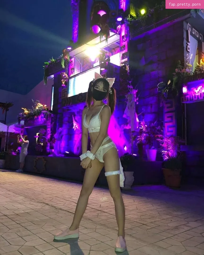 Skaye Cosplay - Photo #38