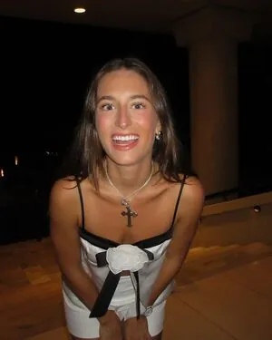 Sydney Costello content