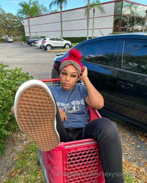 sexysolegod22 content