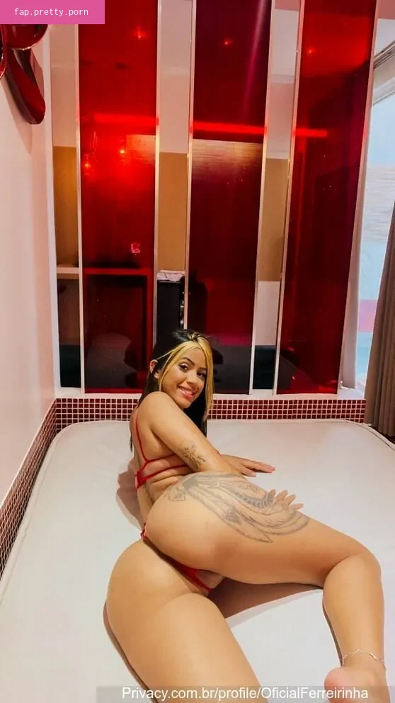 Sara Ferreirinha content