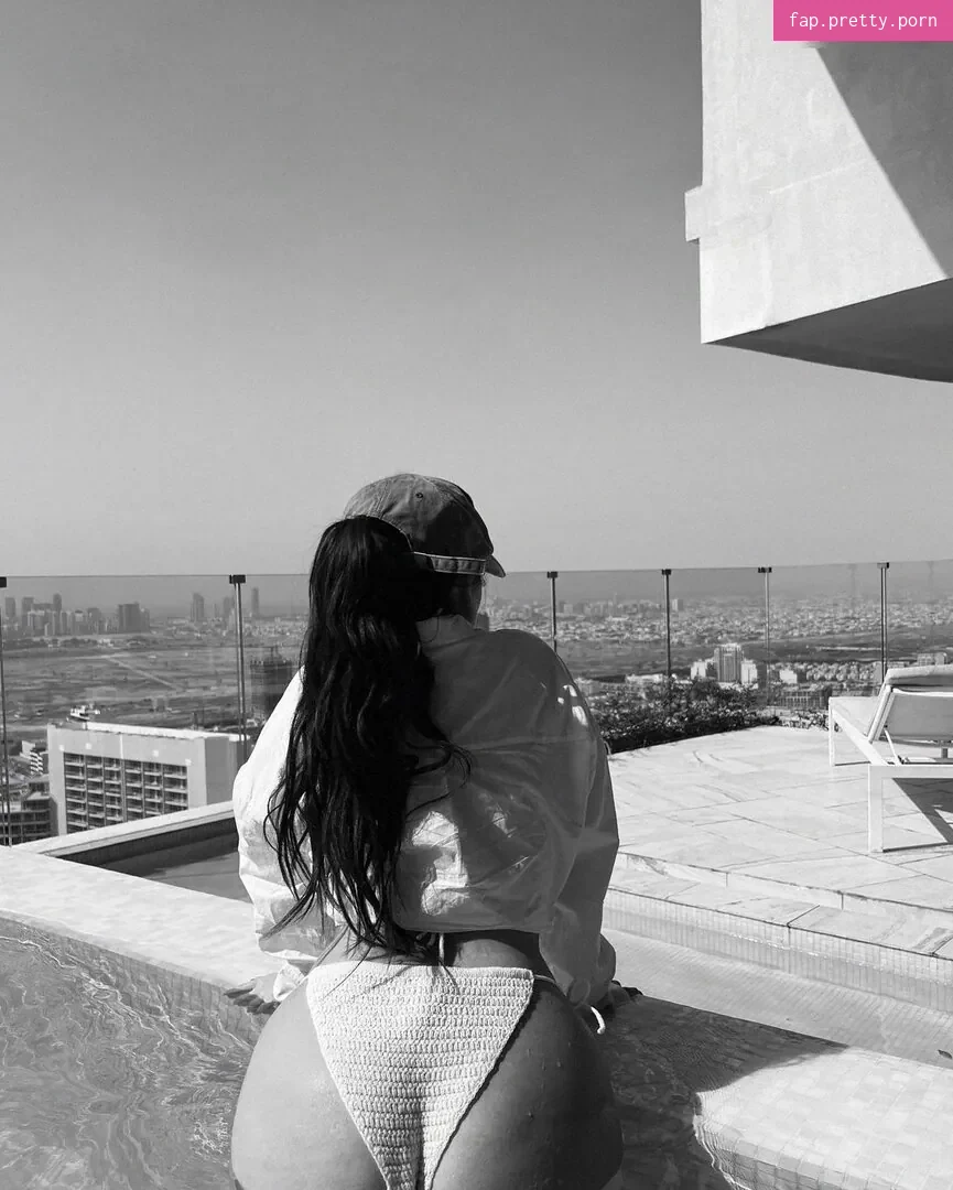 Sarah Foxx - Photo #44