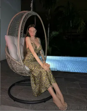 Smoky_Girl_21 content