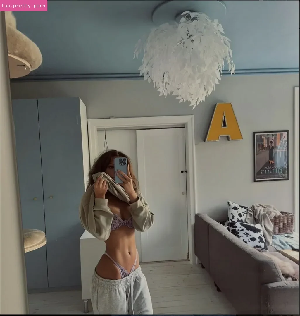 Sophia Henriksen - Photo #03