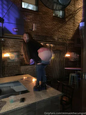 skiimaskthecumgod content