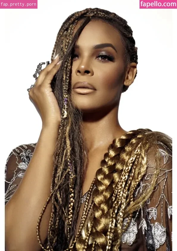 Samantha Mumba - Photo #35