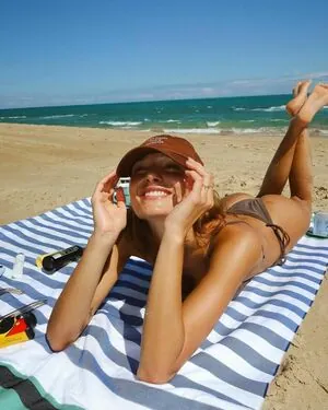 Sasha Meneghel #