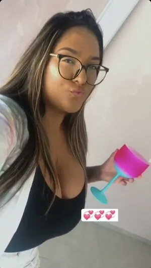 Sofia Mendonca content