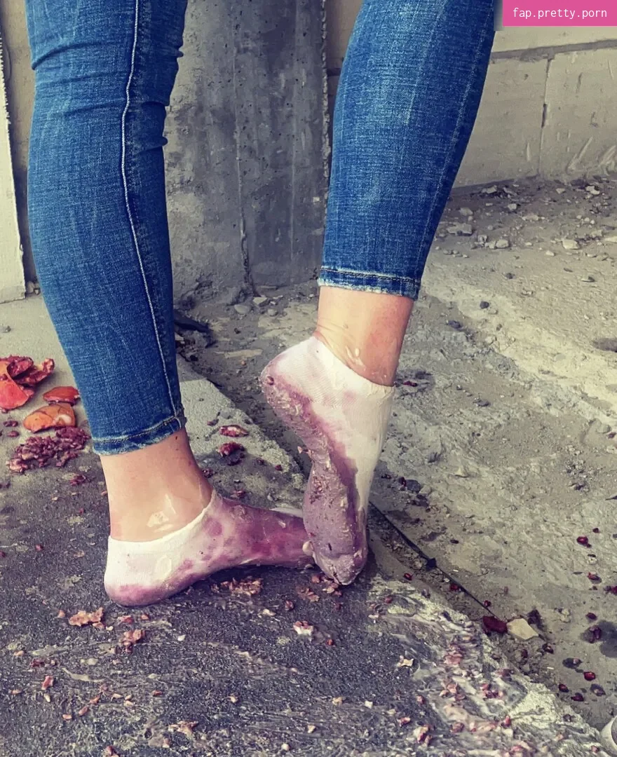 socksqueenforyou - Photo #10