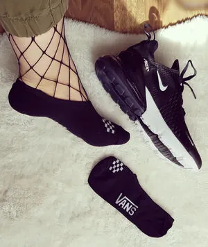 socksqueenforyou content