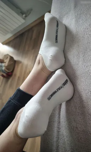 socksqueenforyou content