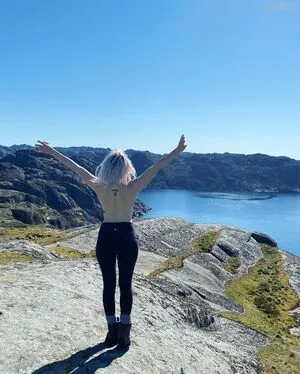 Sonyatheevil content