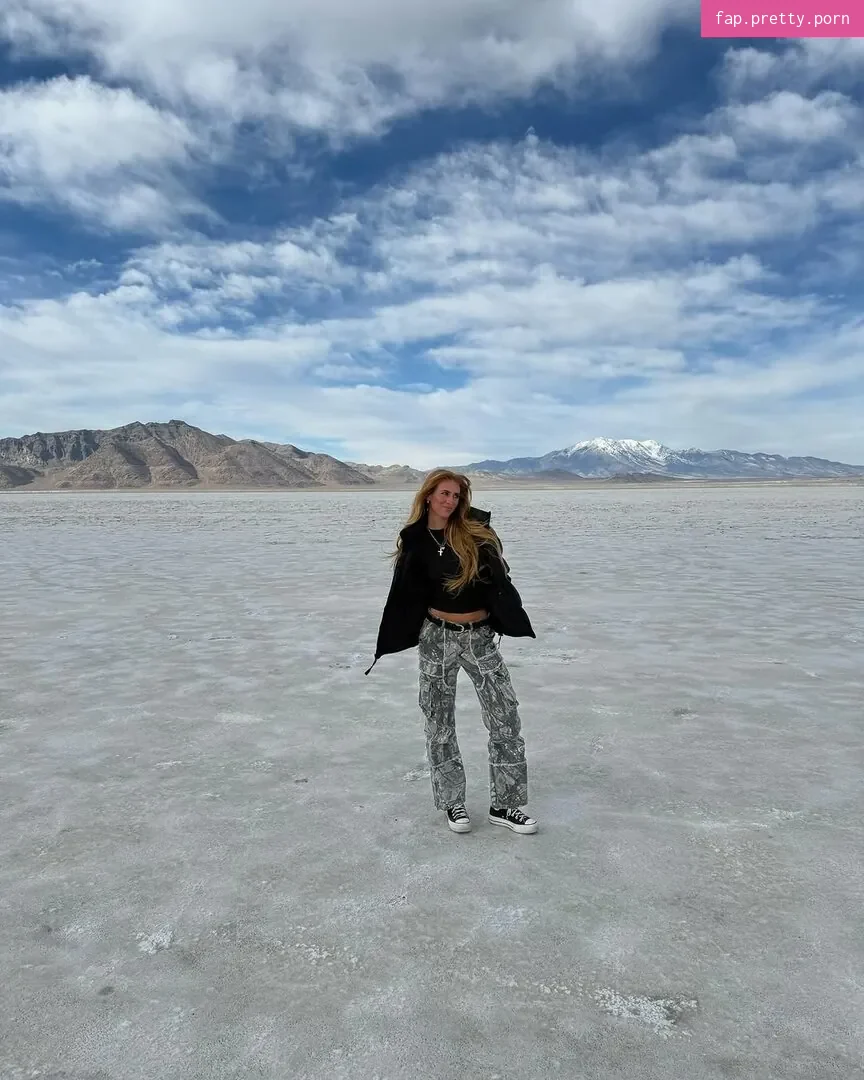 Sylvia Putz - Photo #02