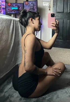 Sara Rios Asmr content