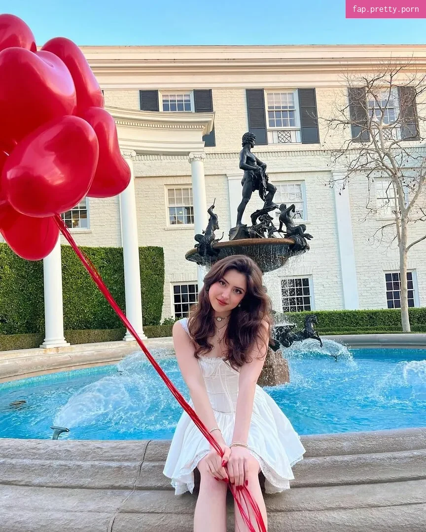 Sophie Silva - Photo #28