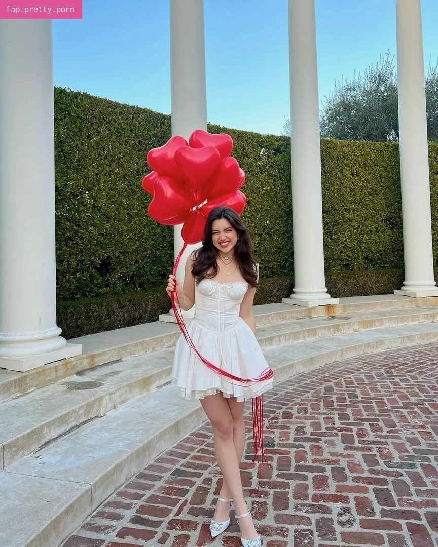 Sophie Silva - Photo #32