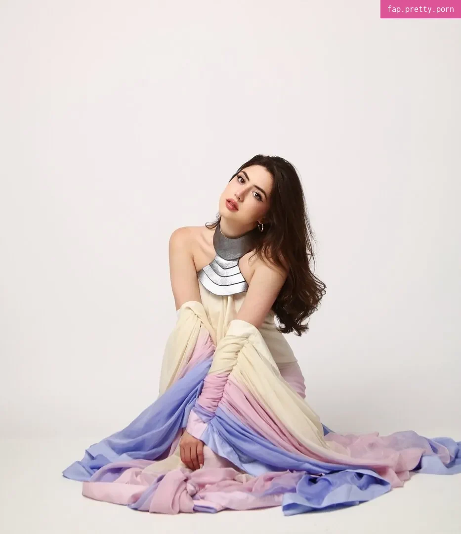 Sophie Silva - Photo #54