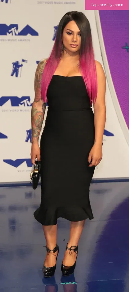 Snow Tha Product - Photo #02