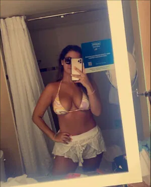 Sondra Telarroja content