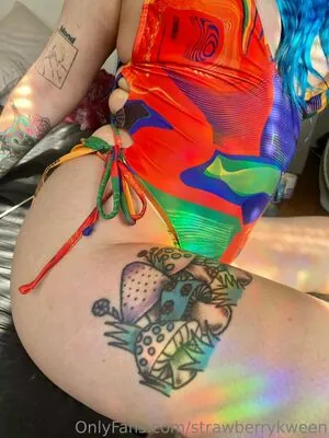 strawberrykween content