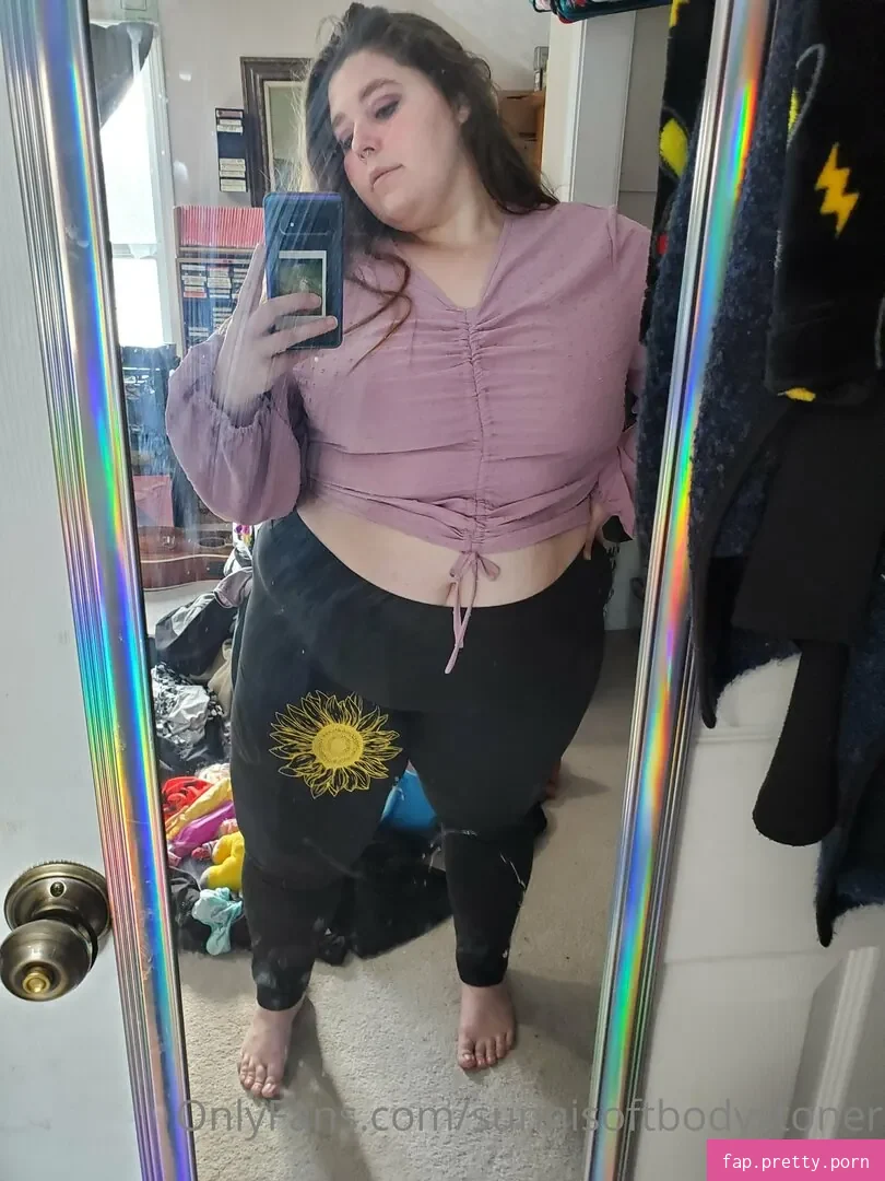 sunnisoftbodystoner - Photo #01