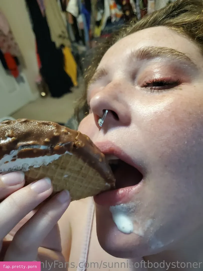 sunnisoftbodystoner - Photo #42