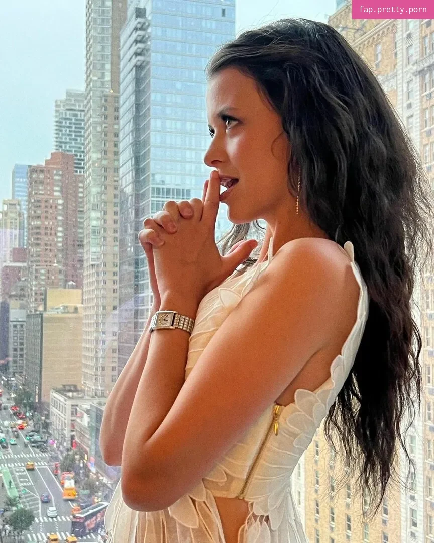 Sara Waisglass - Photo #08