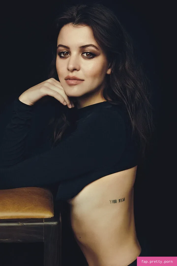 Sara Waisglass - Photo #37